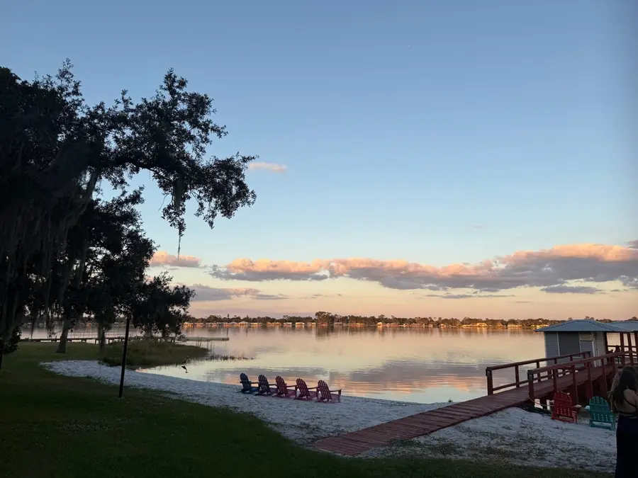 A calm sunset over Lake Clay